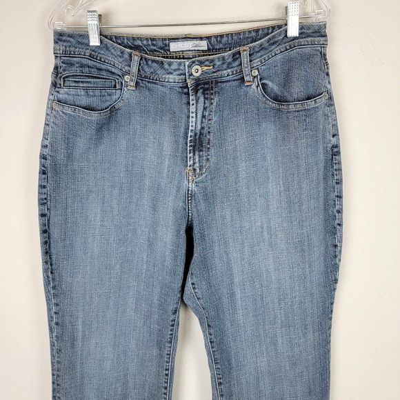 Chico's Platinum Marquis Washed Blue High Rise Boot Cut Jeans Women's 2.5 32X30 - Picture 3 of 9